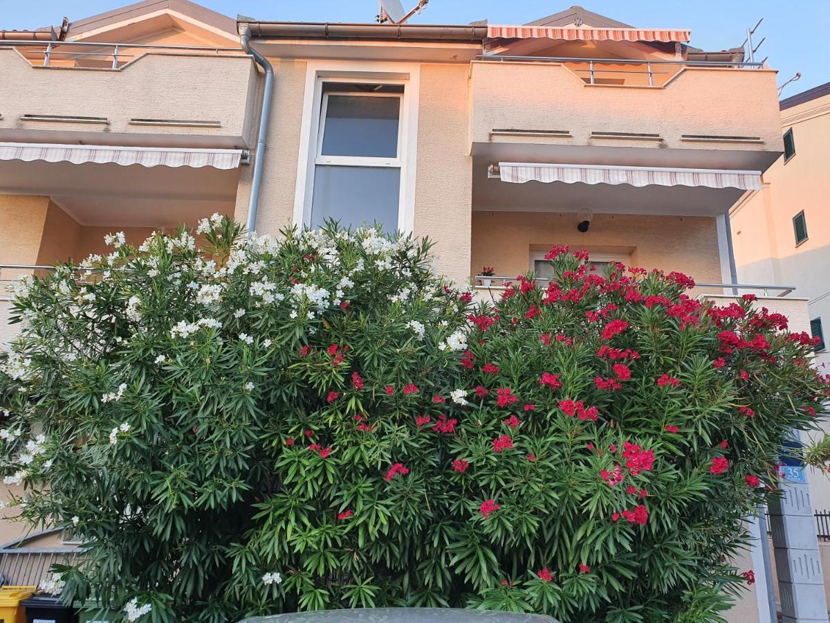 Apartments Zoretic Малинска Экстерьер фото