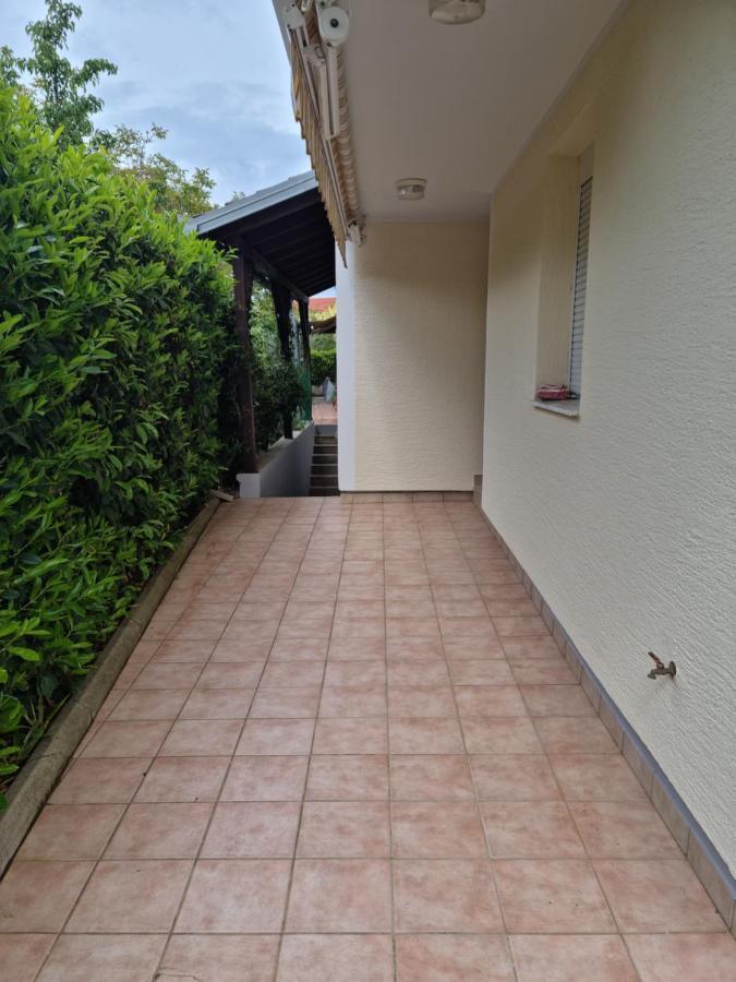 Apartments Zoretic Малинска Экстерьер фото