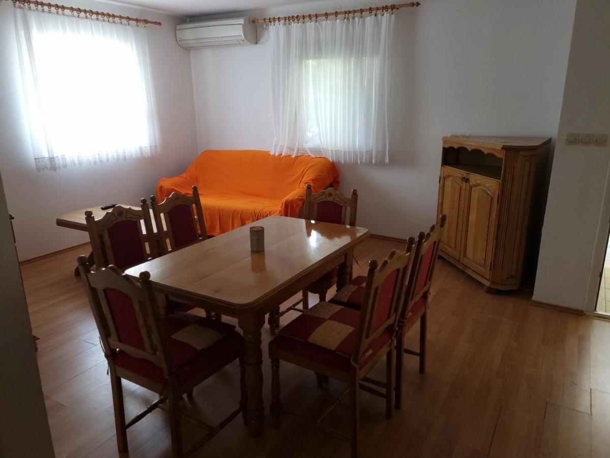 Apartments Zoretic Малинска Экстерьер фото