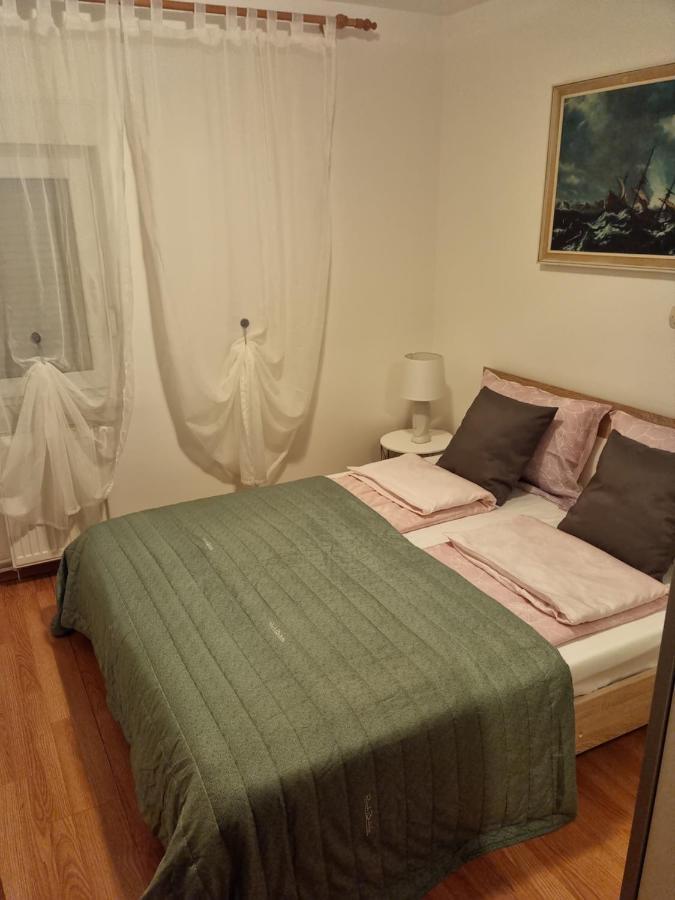 Apartments Zoretic Малинска Экстерьер фото