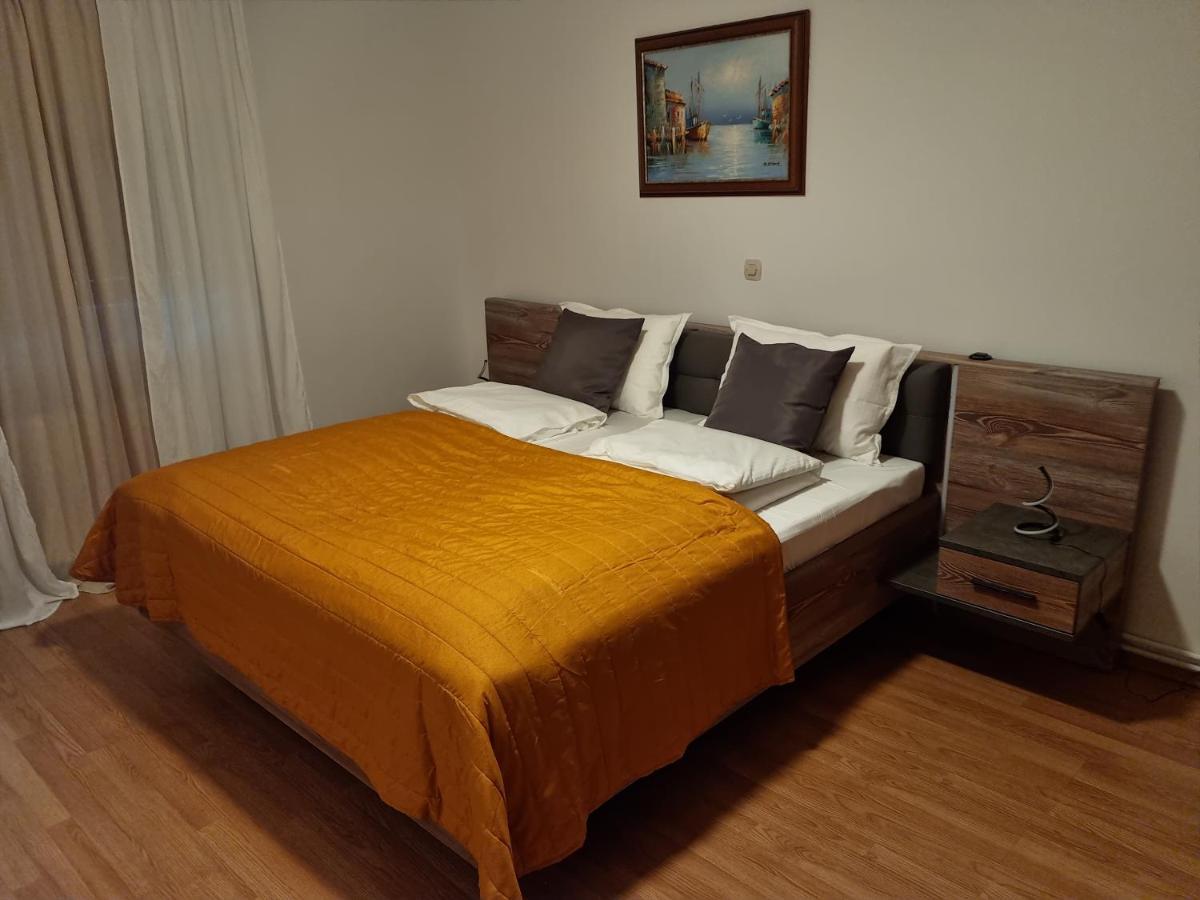 Apartments Zoretic Малинска Экстерьер фото