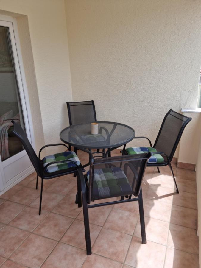 Apartments Zoretic Малинска Экстерьер фото