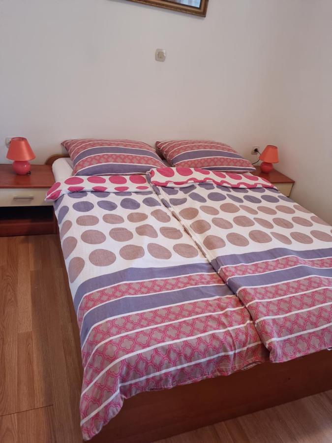 Apartments Zoretic Малинска Экстерьер фото